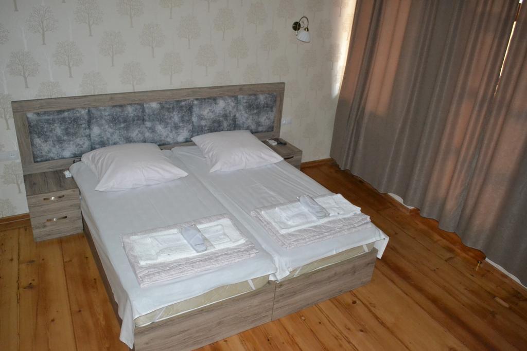 Guest House Rafael Тбилиси Екстериор снимка