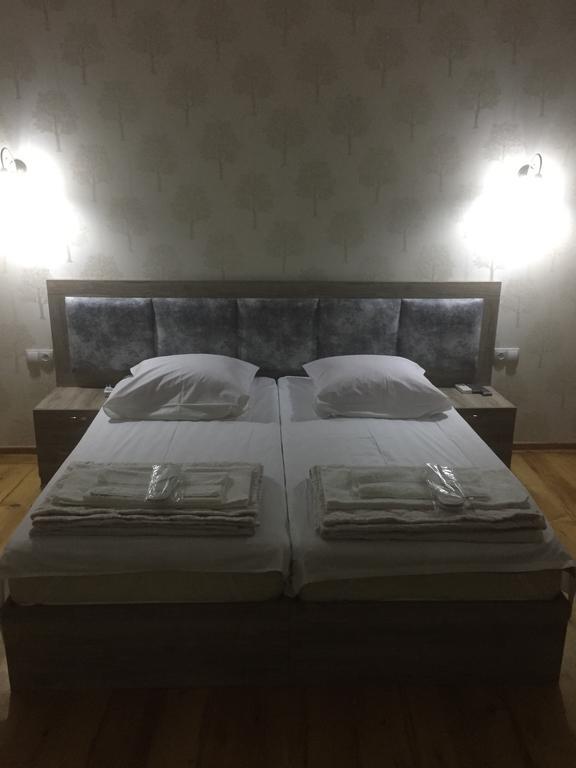Guest House Rafael Тбилиси Екстериор снимка