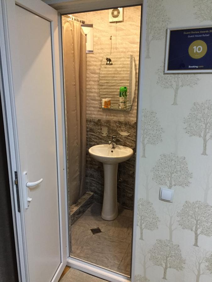 Guest House Rafael Тбилиси Екстериор снимка