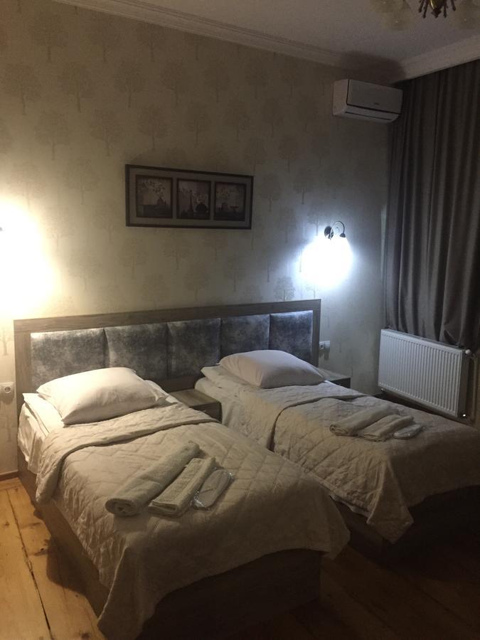 Guest House Rafael Тбилиси Екстериор снимка