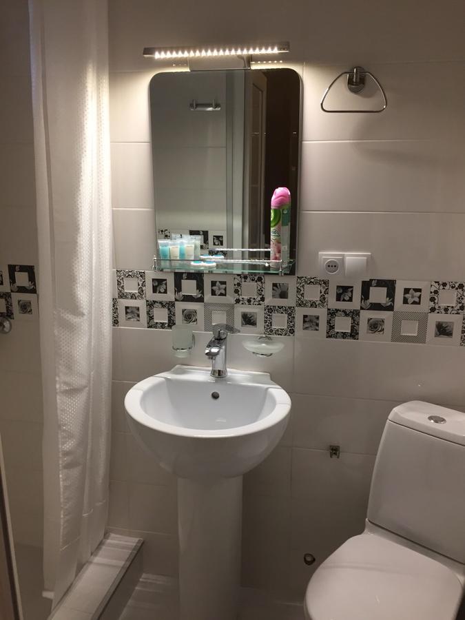 Guest House Rafael Тбилиси Екстериор снимка